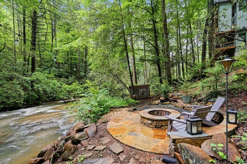 Moonlight Creek Retreat
