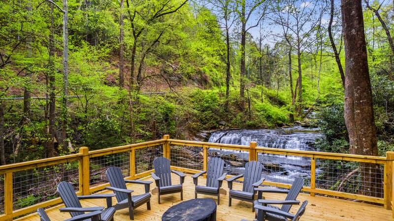 Cascading Falls Lodge