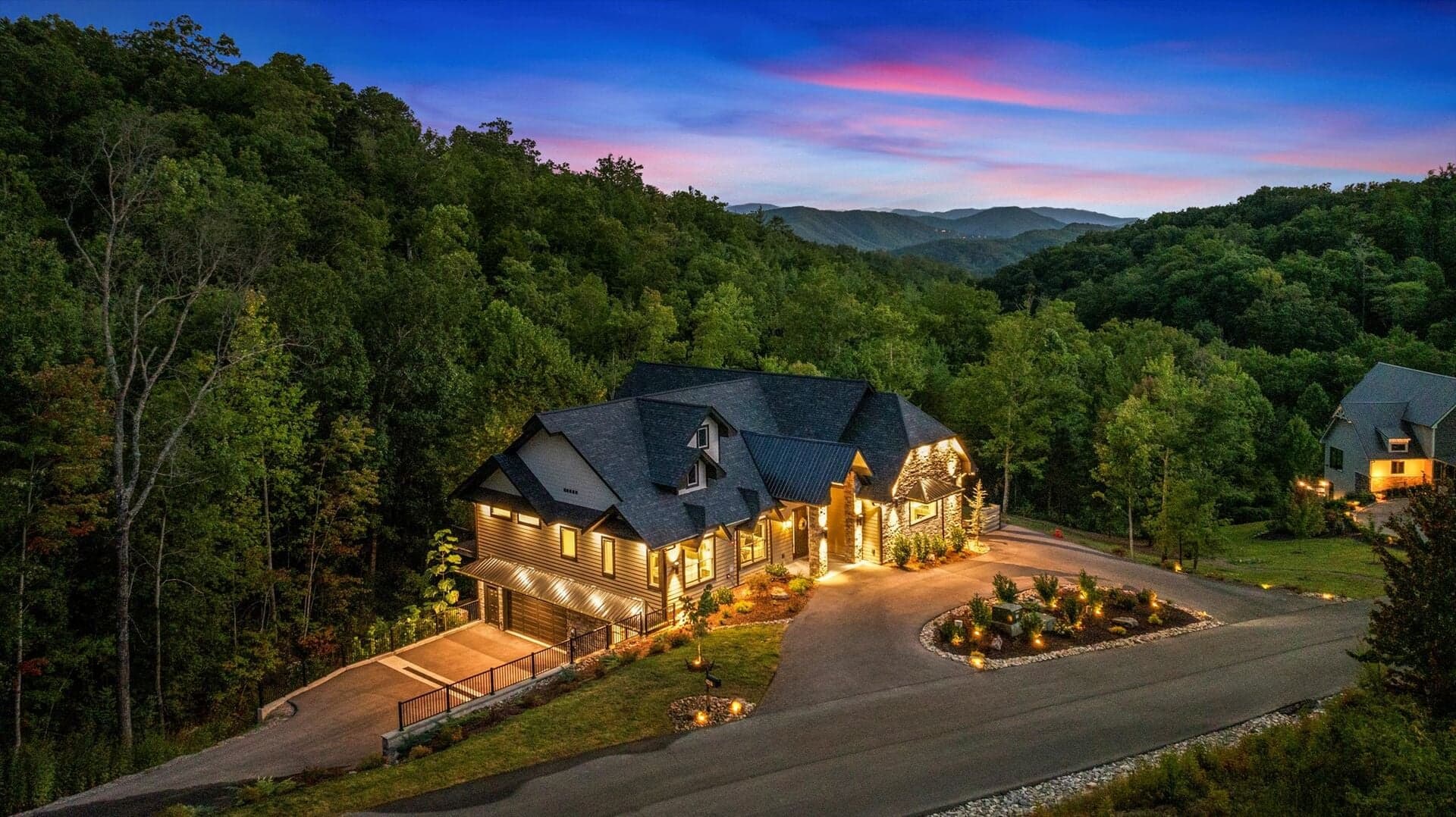 Firefly Mountain Retreat photo 2