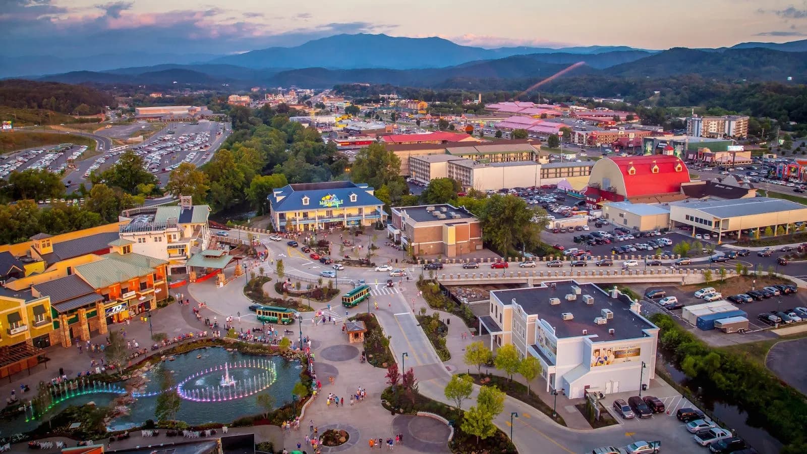 Pigeon Forge, TN — area photo 1